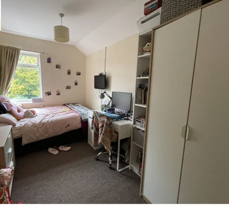 '6 Bedroom, 5 Bathroom House Share' Room to Rent from SpareRoom