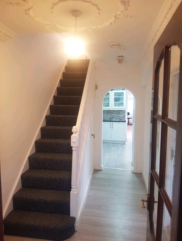 '1 bedroom Flat, Bills included Stratford ' Room to Rent from SpareRoom