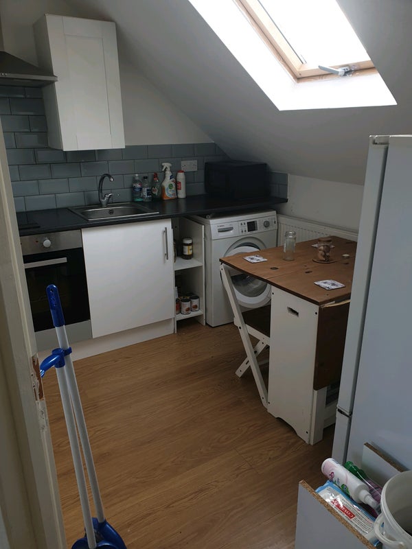 '1 bedroom Flat, Bills included Stratford ' Room to Rent from SpareRoom