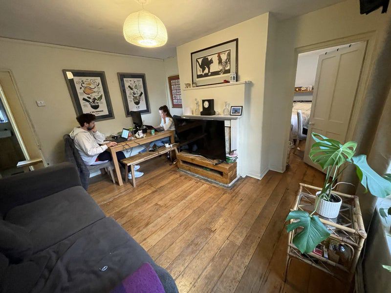 'Cosy 3 bedroom flat in zone 1, Elephant & Castle ' Room to Rent from