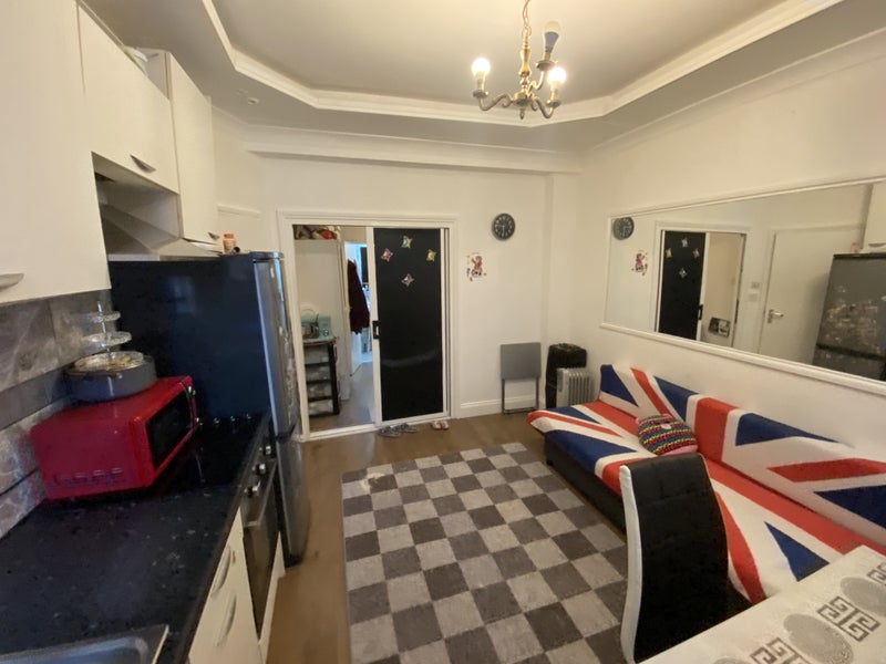 '1 Bed Flat to Rent in Bounds Green!' Room to Rent from SpareRoom