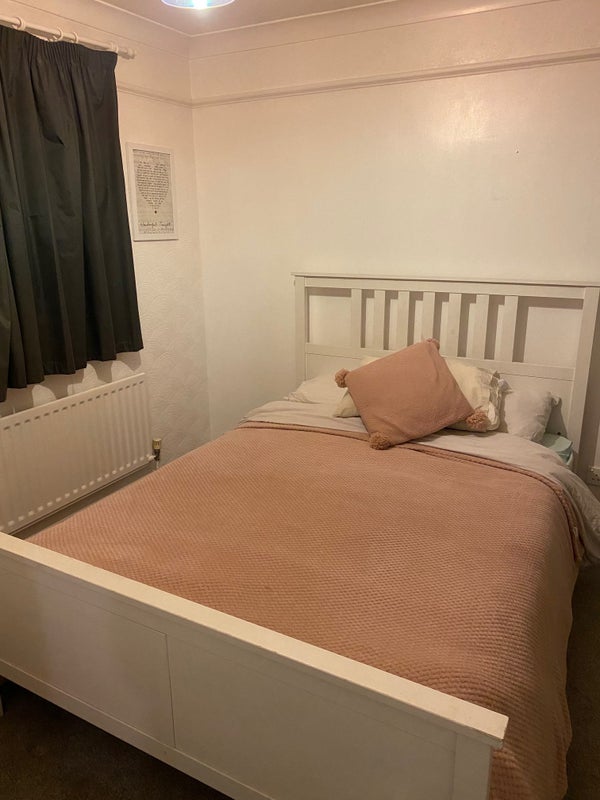 'Large Double Room Furnished' Room to Rent from SpareRoom