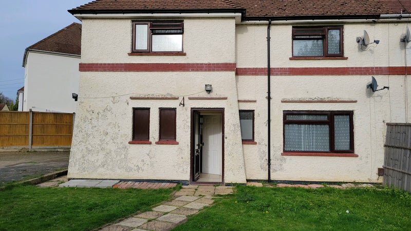 Photo 1: Front of house