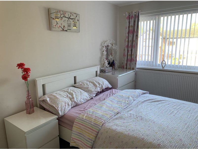 'Double bed ensuite room' Room to Rent from SpareRoom