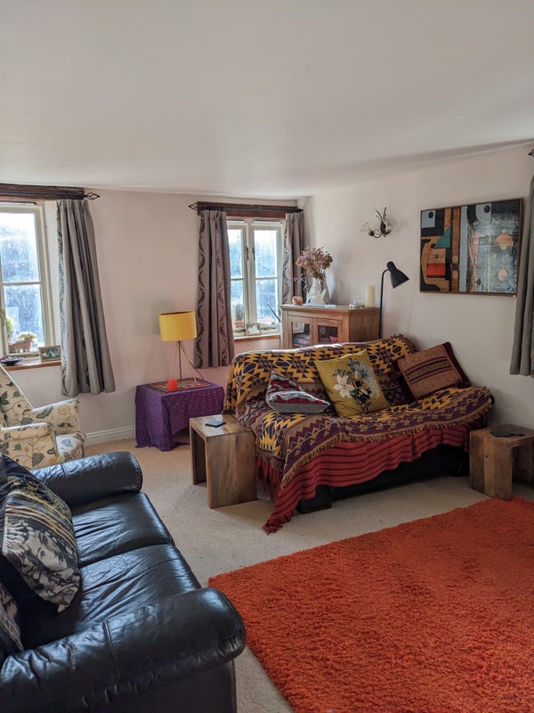 'Lovely cottage in village outside Newton Abbot' Room to Rent from