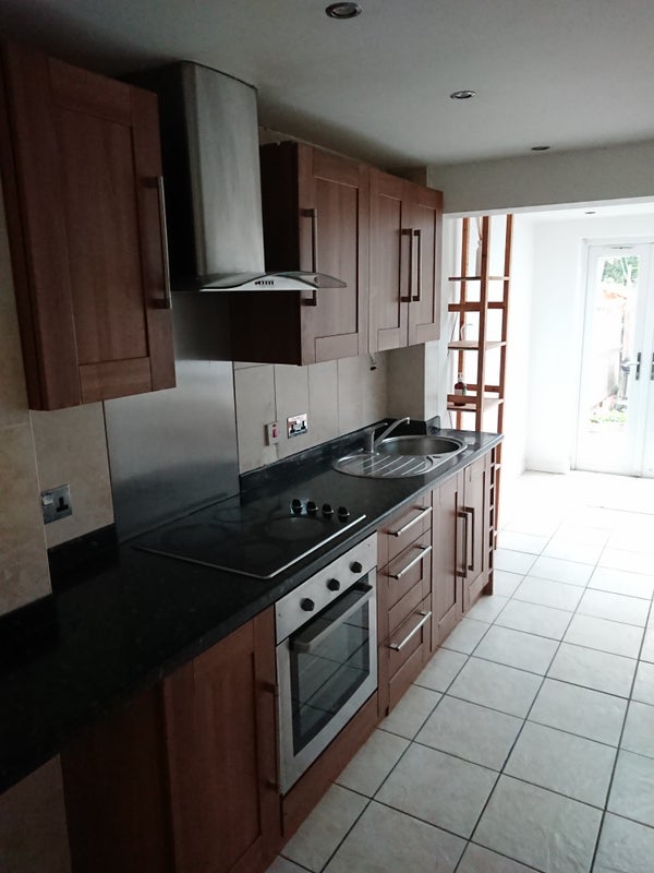 'Double room available in the Cranfield village!' Room to Rent from