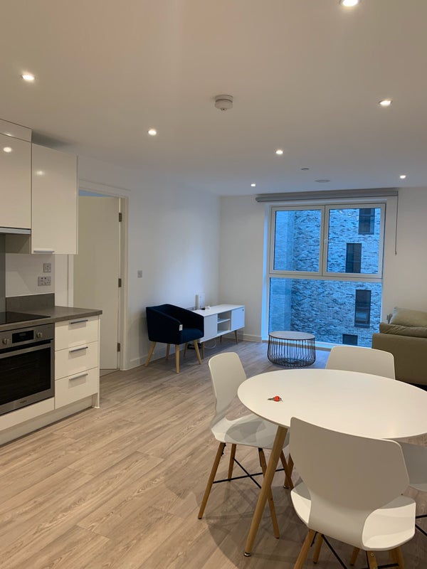 Photo 1: Living room / dining room & open plan kitchen