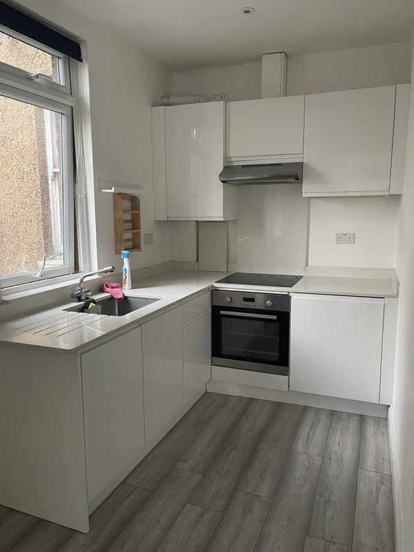 '1 Bed/Studio brand new flat near Willesden Green' Room to Rent from