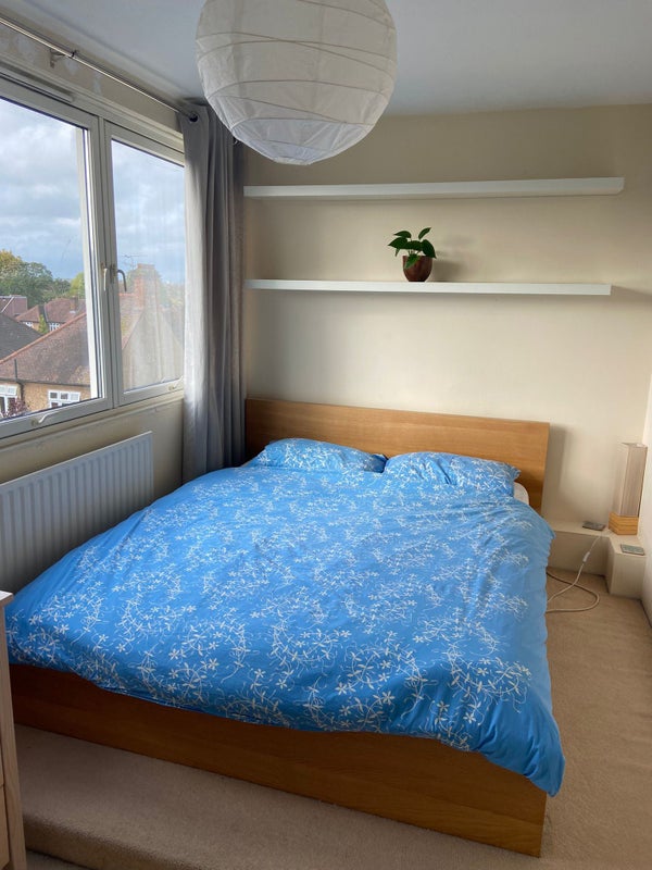 'Bright split level flat in streatham hill' Room to Rent from SpareRoom