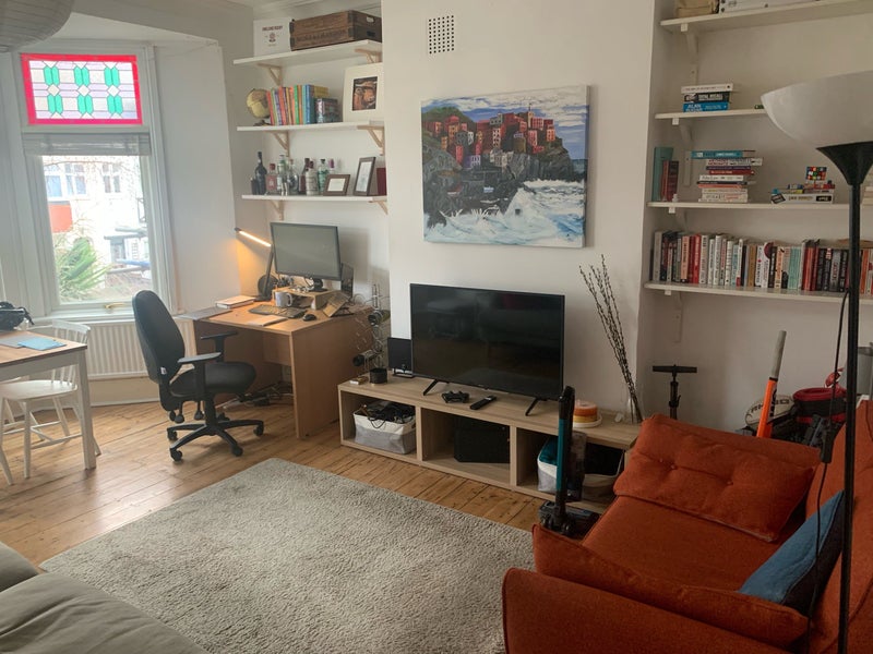 'Large double bedroom available in Balham ' Room to Rent from SpareRoom