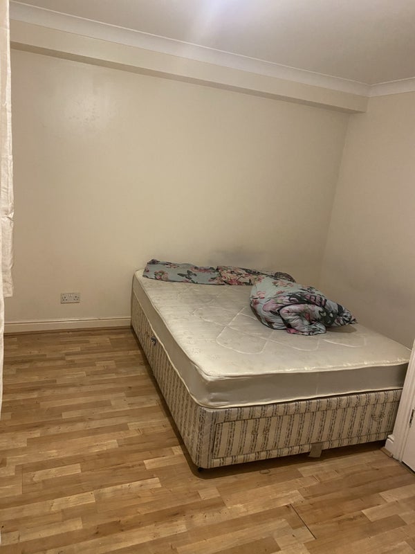 'Room to rent in Enfield Island Village ' Room to Rent from SpareRoom