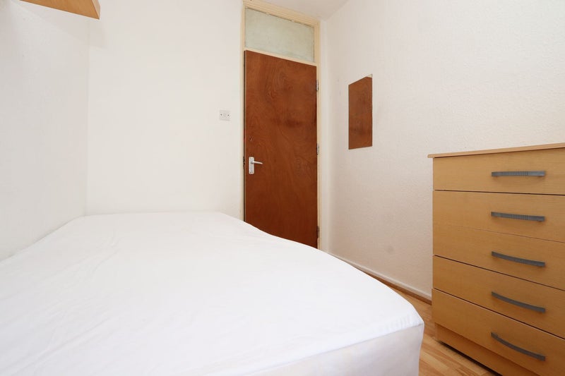 'Cheap Single Room For Single Use In Bethnal Green' Room to Rent from
