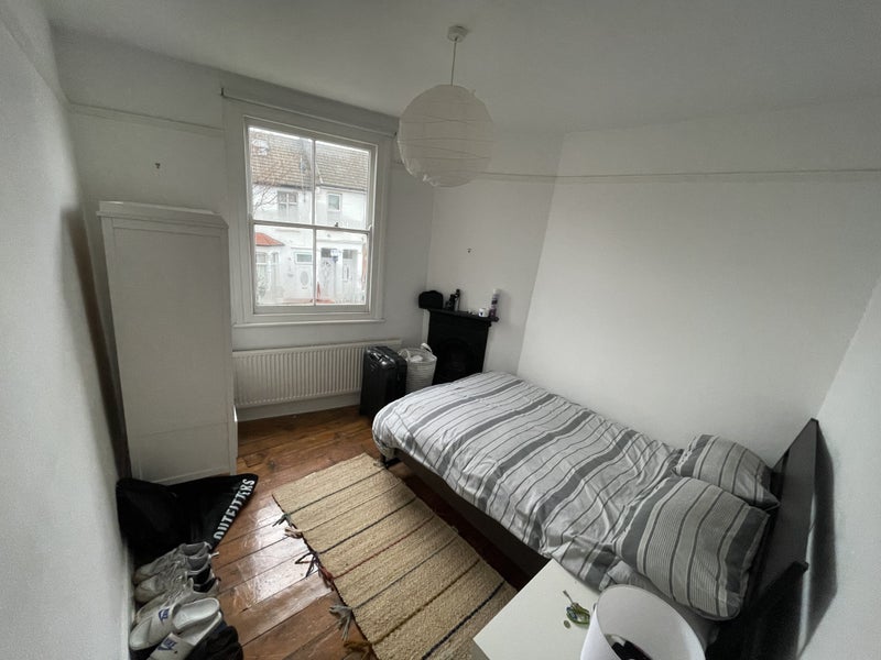 'A Spacious Double Room Availiable in Walthamstow!' Room to Rent from