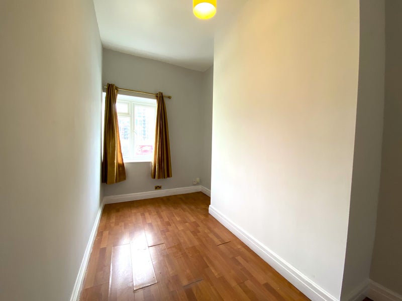 '2 Bedroom Apartment Croydon' Room to Rent from SpareRoom