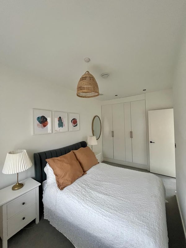 Photo 1: Room (Yours)