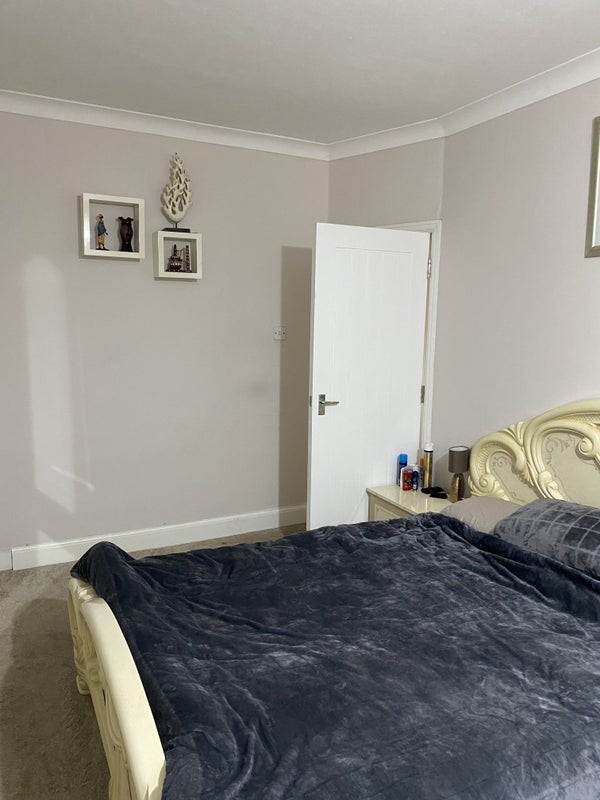 'I bed Flat' Room to Rent from SpareRoom