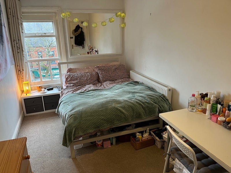 'Double room available in Didsbury Village ' Room to Rent from SpareRoom