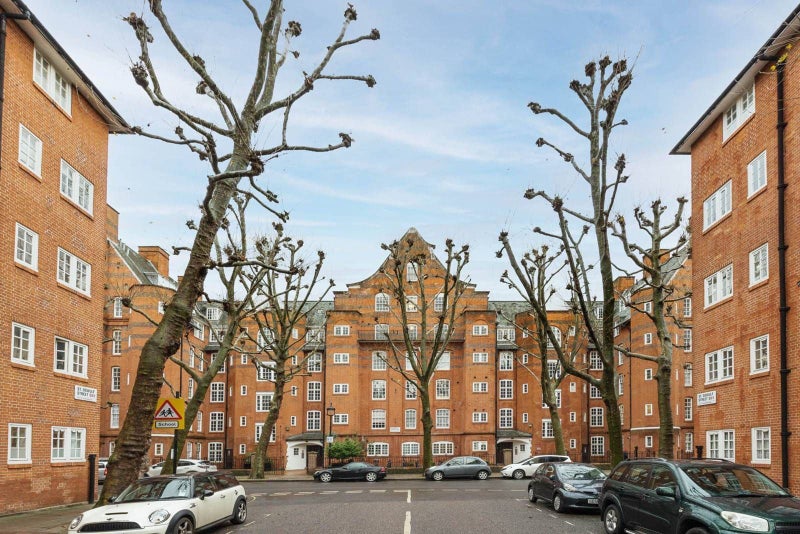 Photo 1: Local Street View