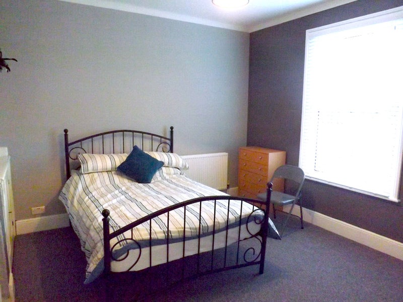 'Fabulous House Share' Room to Rent from SpareRoom