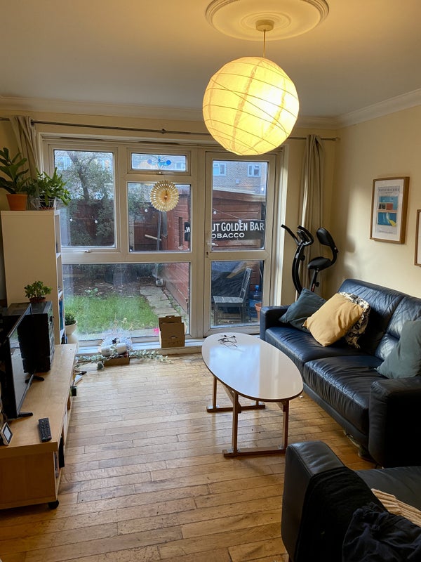 'Double Room Bethnal Green Flat with Garden' Room to Rent from SpareRoom