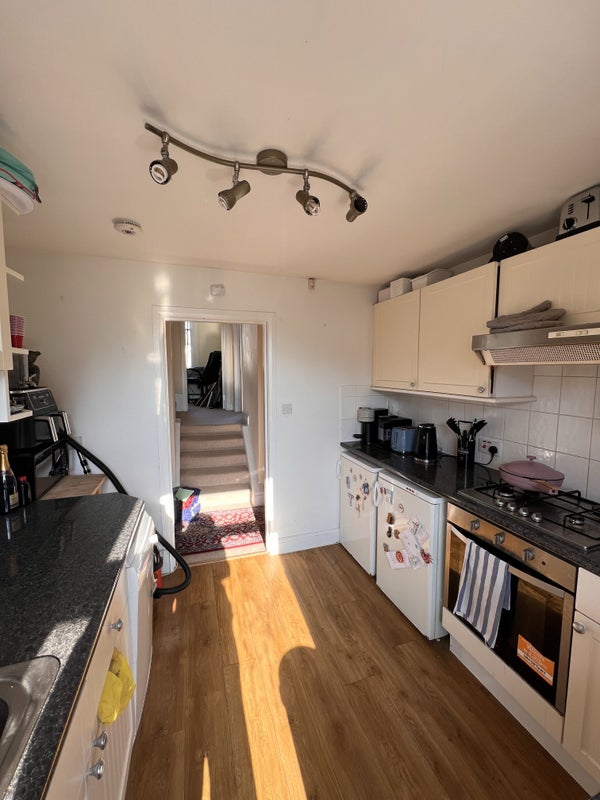 'Huge double in Peckham/East Dulwich' Room to Rent from SpareRoom