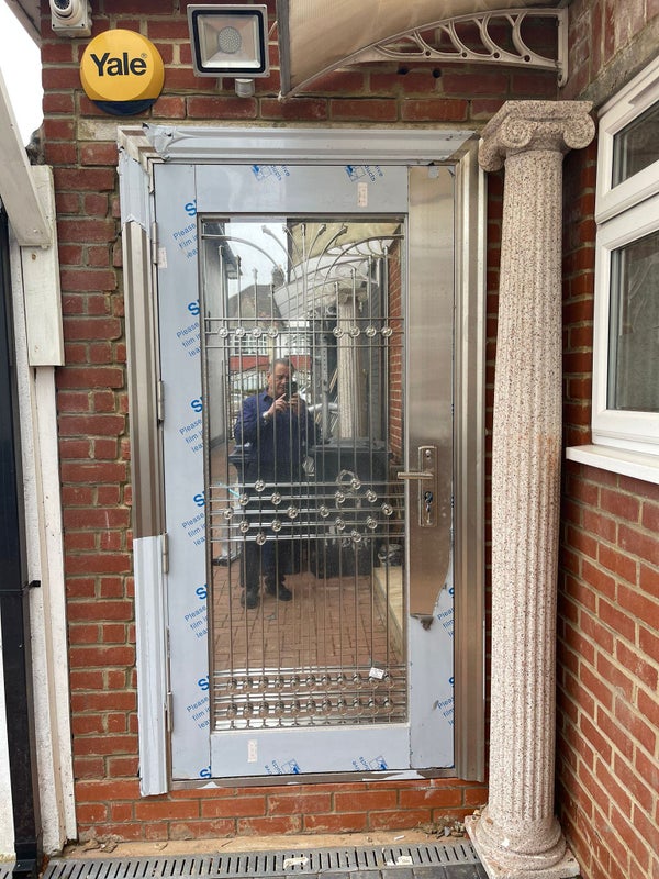 'Studio flat inCLUDE all bills ' Room to Rent from SpareRoom