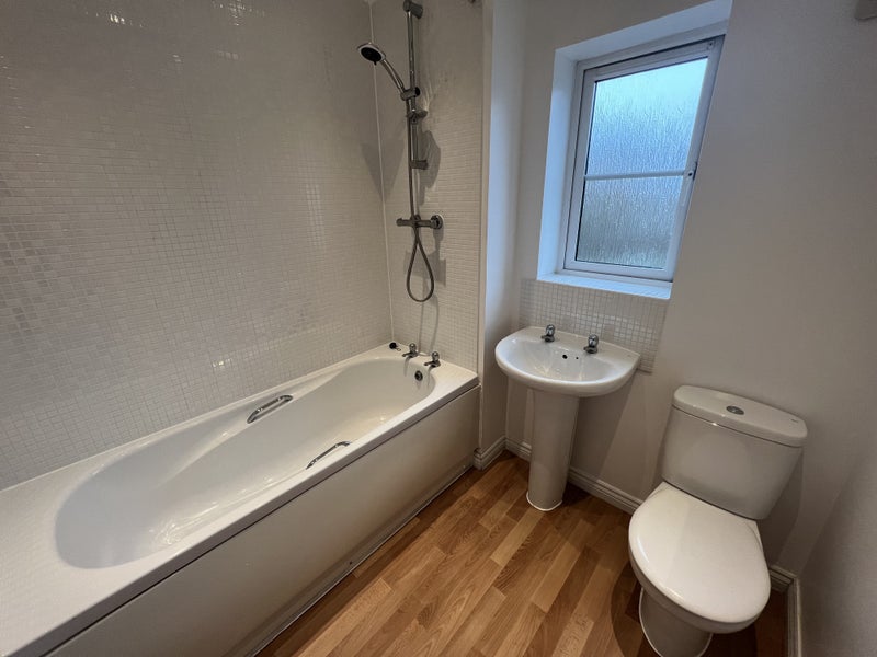 'Whole house for Rent in Long Ashton!' Room to Rent from SpareRoom