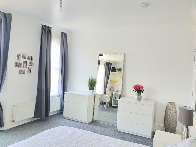 Photo 1: Master Bedroom