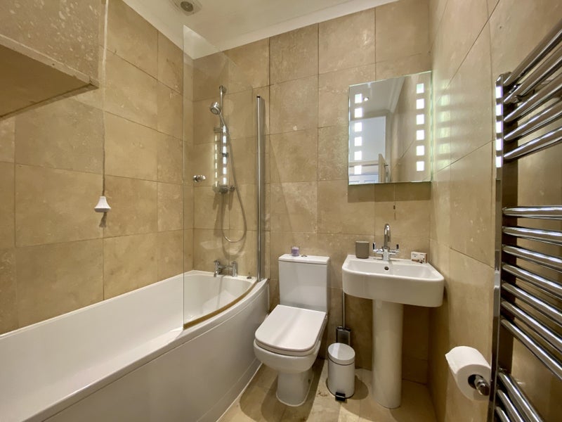 Photo 4: Communal bathroom