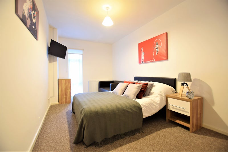 'Central Nantwich, Parking, Sofa & Tv' Room to Rent from SpareRoom
