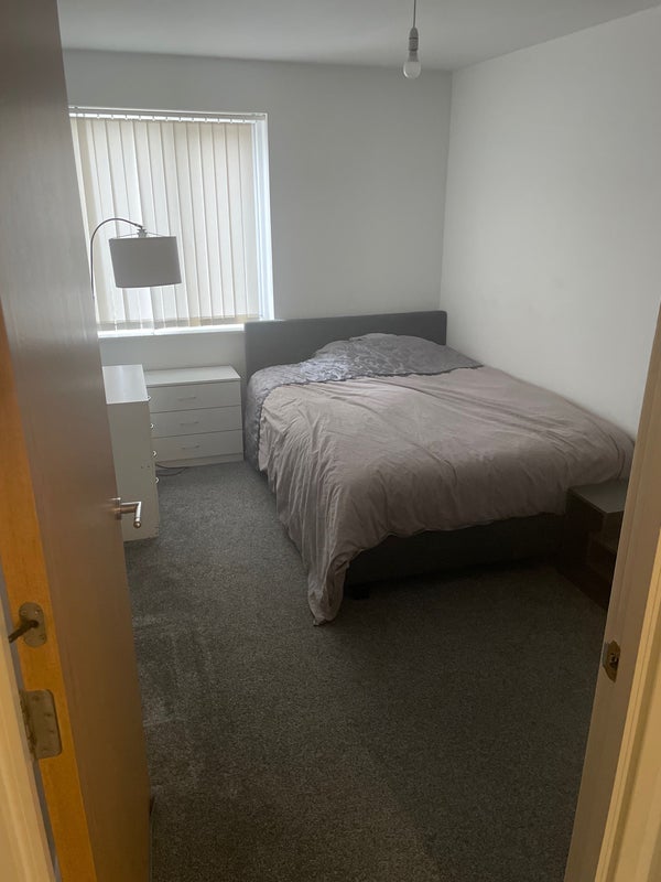 'One bedroom to rent in two bedroom flat' Room to Rent from SpareRoom