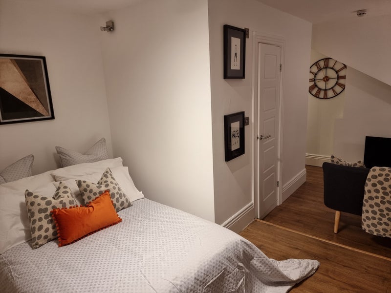 Photo 1: Sleeping Area