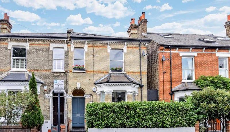 Photo 1: Front of House