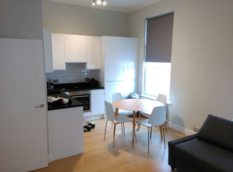 'Modern 1 bedroom flat Kilburn' Room to Rent from SpareRoom