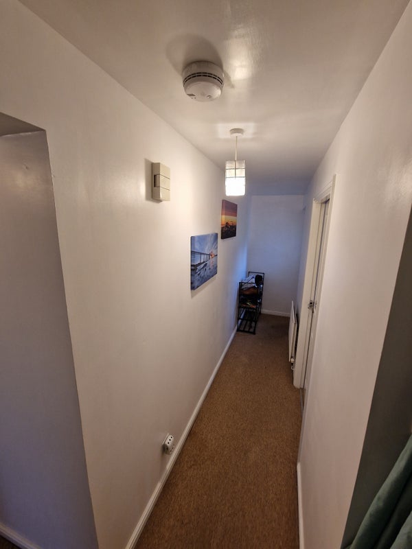 'Small double room available. 10mins from Inverness' Room to Rent from