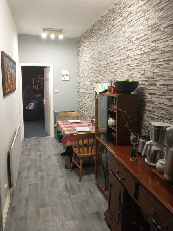 'Large bedroom available in 2 person flat, Chorlton' Room to Rent from