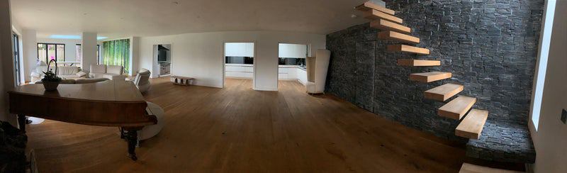 Photo 1: Living area