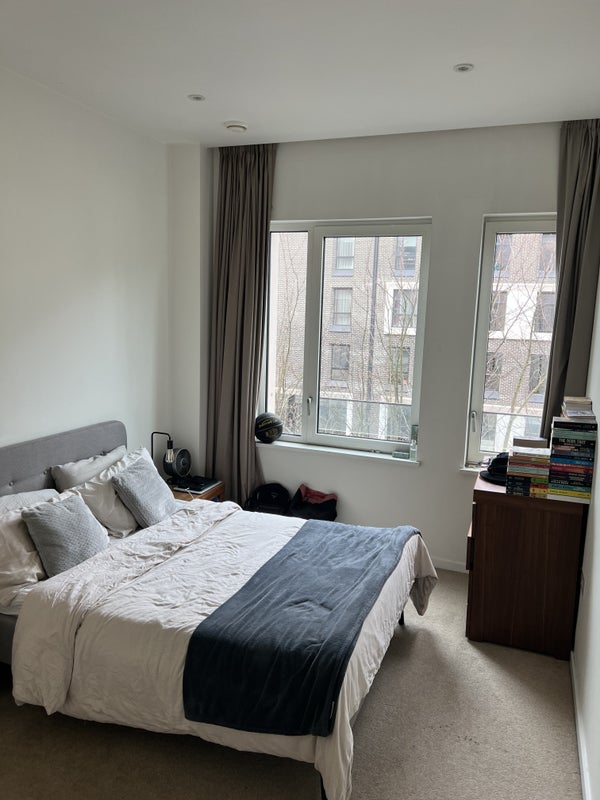 'Ensuite double room in East Village, Stratford' Room to Rent from