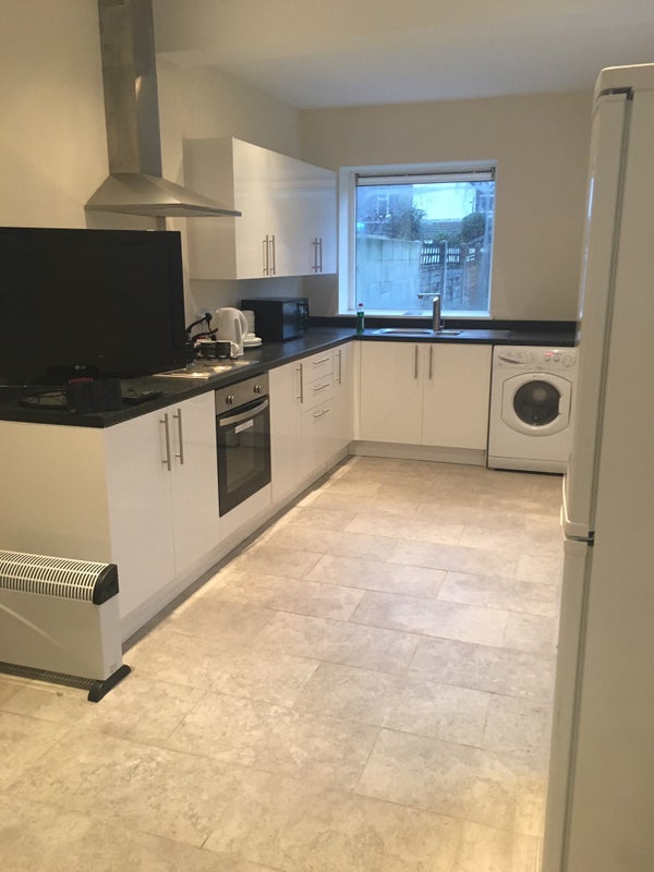 'Room to Rent Wellington Street Grimsby' Room to Rent from SpareRoom