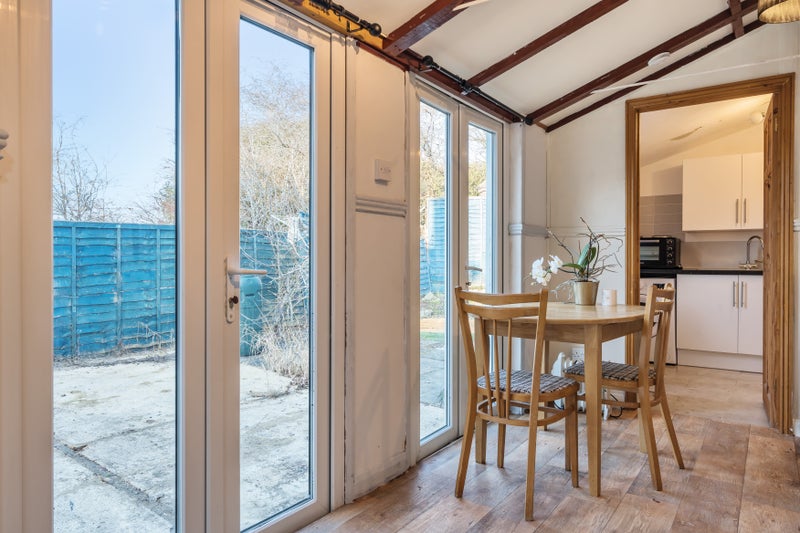 'Studio Annexe in Kidlington' Room to Rent from SpareRoom