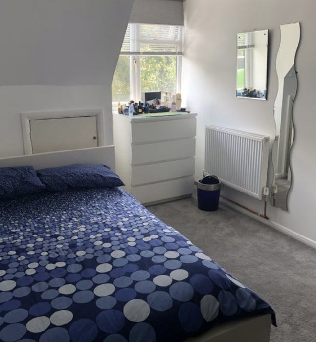 'One Bedroom House In Raynes Park (Bills Included)' Room to Rent from