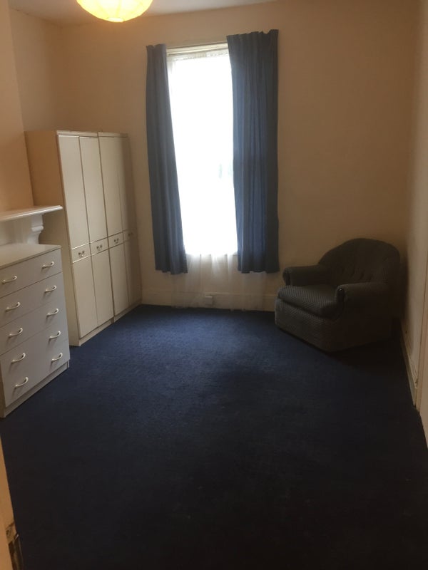 '1 Bedroom Studio Flat Hockley Birmingham' Room to Rent from SpareRoom