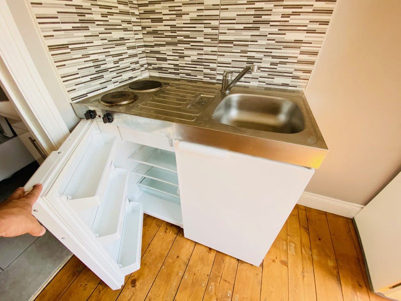 'Studio Flat Bills Inclusive Luton ' Room to Rent from SpareRoom