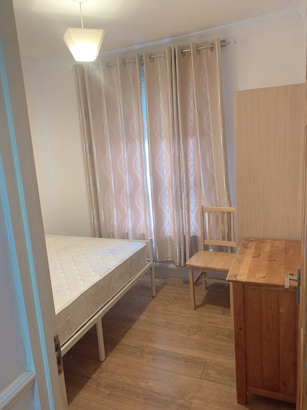 'Room in Leytonstone' Room to Rent from SpareRoom