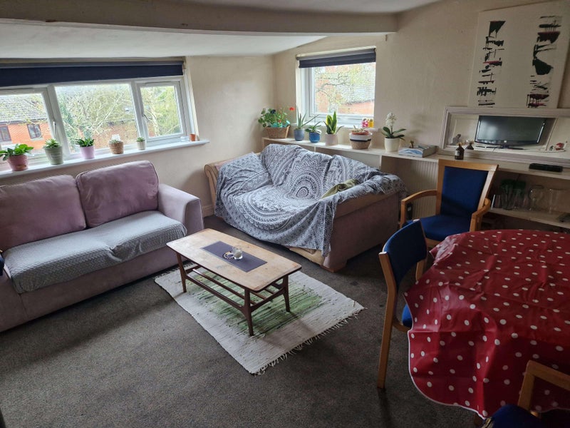 'Single room to rent Bills Included' Room to Rent from SpareRoom