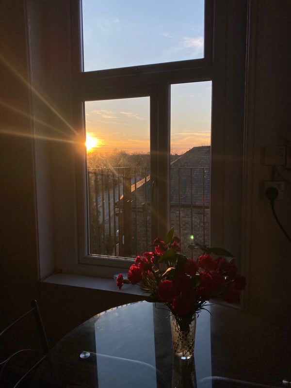 2 bed flat in west didsbury (burton road)' Room to Rent from