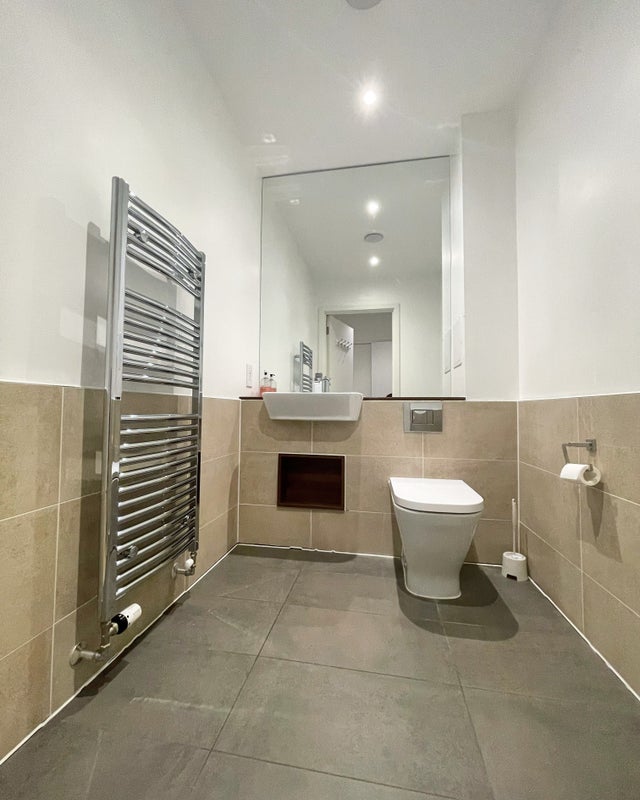 'Large Balcony Room with Sofa-O2-Duplex' Room to Rent from SpareRoom