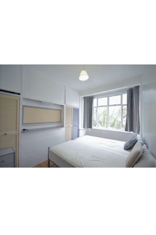 'Two Single Rooms /Share Rooms to rent in East ham ' Room to Rent from