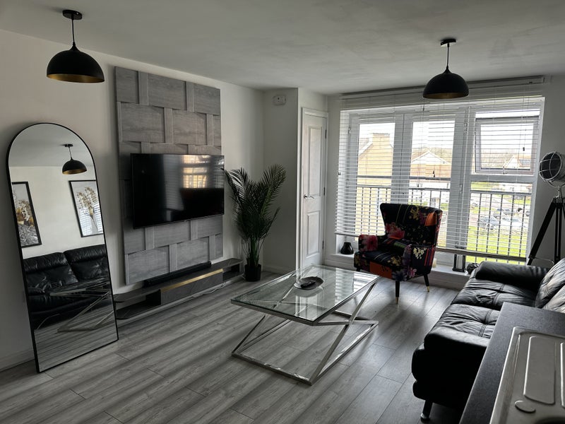 Photo 1: Living Room