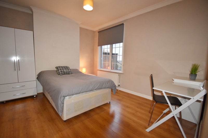 GORGEOUS Room Thornton Heath Stn 5 Mins Room To Rent From SpareRoom gorgeous-room-thornton-heath-stn-5-mins-room-to-rent-from-spareroom